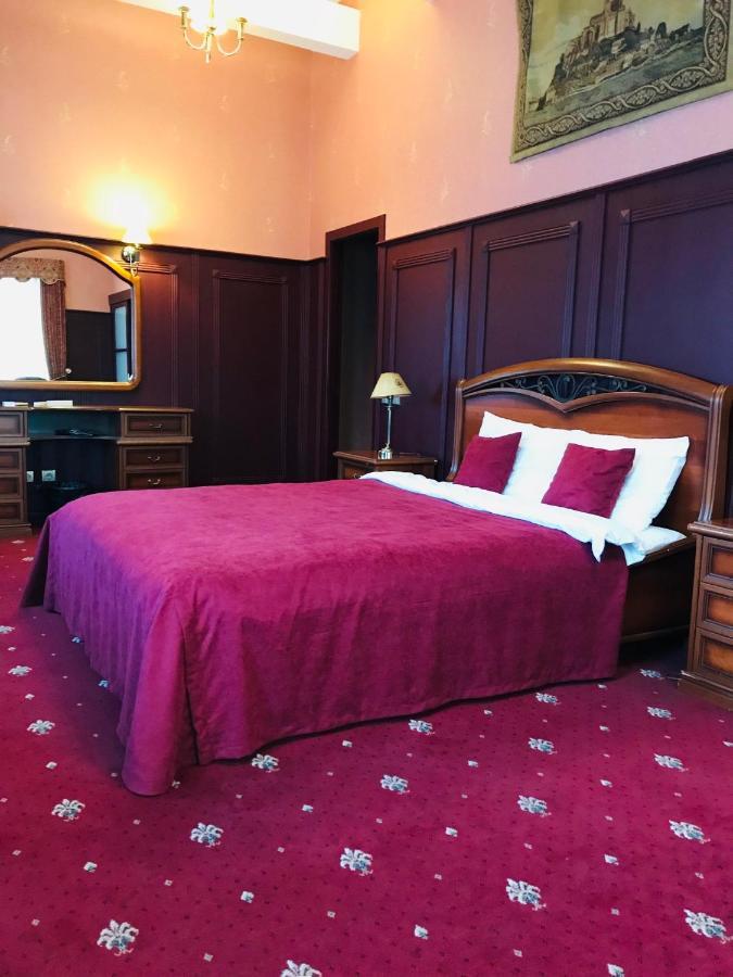 Aqvium Hotel Dnipro Exterior foto